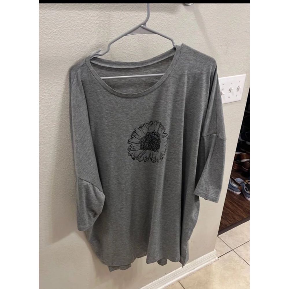 Womens‎ shirt